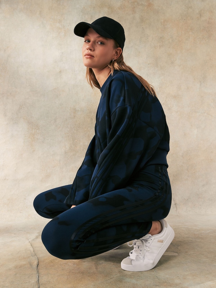 adidas Natural Sportswear Future Icons 3-Stripes Sweatshirt - Image 2 of 4
