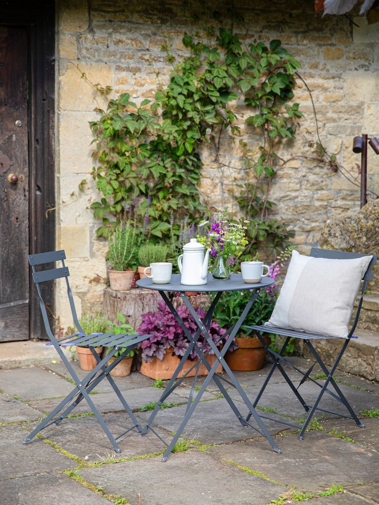 Garden Trading Natural Rive Droite Bistro Set - Image 2 of 6 Garden Trading Natural Rive Droite Bistro Set - Image 2 of 6