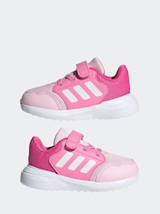 Розовый - Детские беговые кроссовки adidas Tensaur - Image 7 of 9