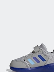Gris/Bleu - Baskets de running adidas Tensaur pour enfants - Image 2 de 11