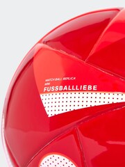 adidas Red Manchester Home Mini Kit - Image 4 of 4