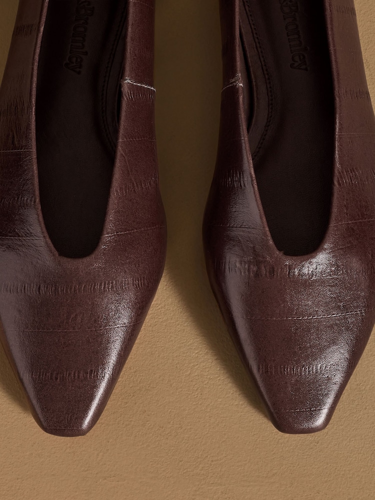 Russell & Bromley Salisbury Chisel Toe Ballet Flats - Bilde 11 av 11