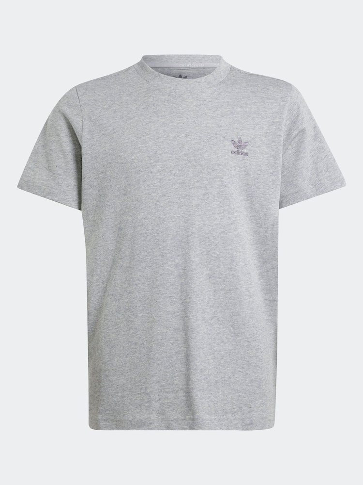 adidas originals Grey/Navy/Red Small Trefoil Logo 100% Cotton T-Shirt - Image 4 of 4