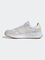 أبيض - حذاء رياضي Run 84 من adidas - صورة 8 من 11