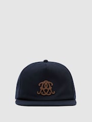 Azul marino - Reiss Maddox Monogram Cotton Trucker Cap - Imagen 1 de 4