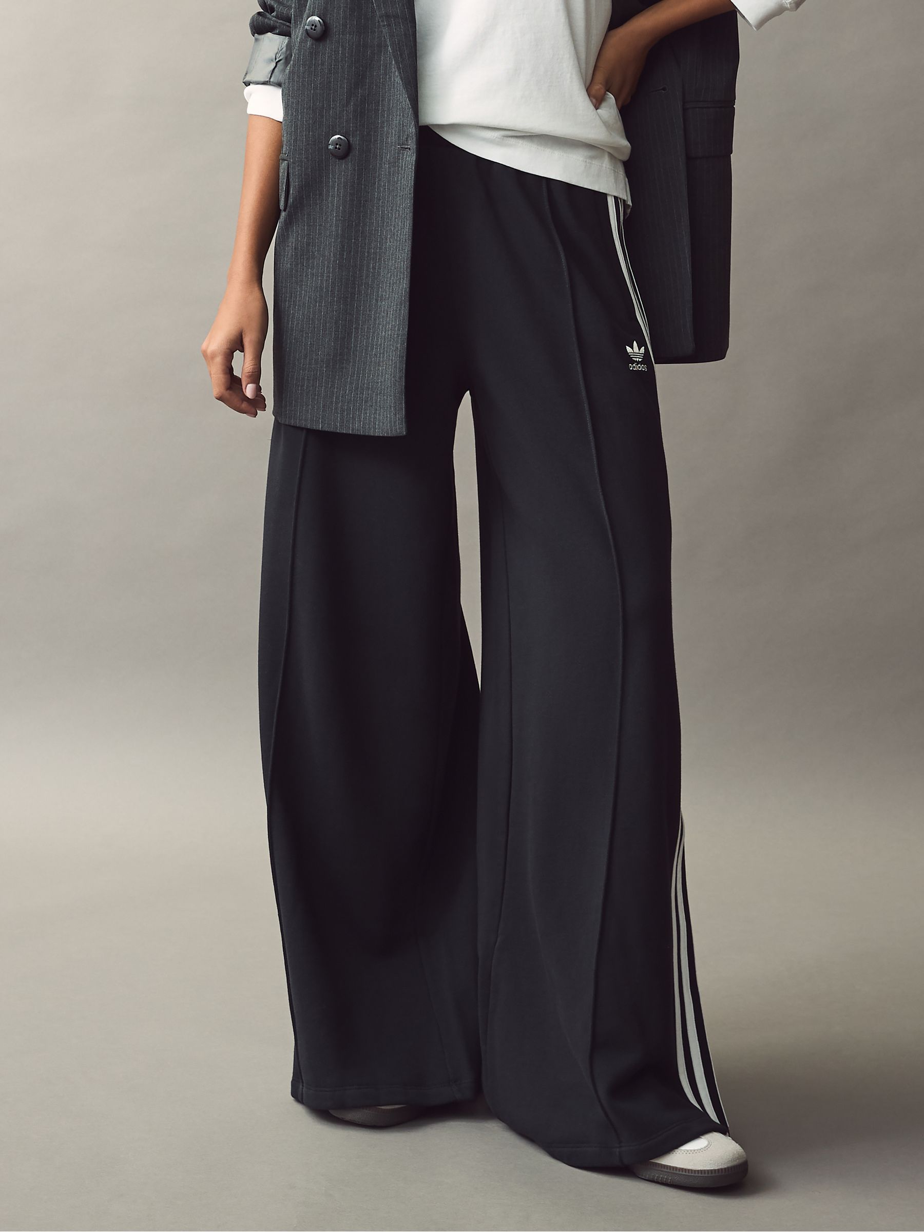 Adidas originals cotton joggers deals