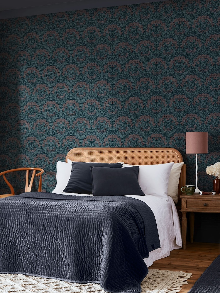 William Morris At Home Midnight Michaelmas Daisy 10M Wallpaper - Image 5 of 5 William Morris At Home Midnight Michaelmas Daisy 10M Wallpaper - Image 5 of 5