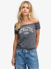 כחול  - Superdry Graphic Bardot Short Sleeve T-Shirt - תמונה 3 מתוך 7