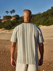 Grün/Strukturiert - T-Shirt mit vertikalen Streifen - Bild 5 von 7