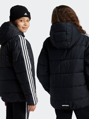 أسود - سترة Essentials مبطنة ومزينة بتصميم 3 خطوط من adidas - صورة 7 من 16