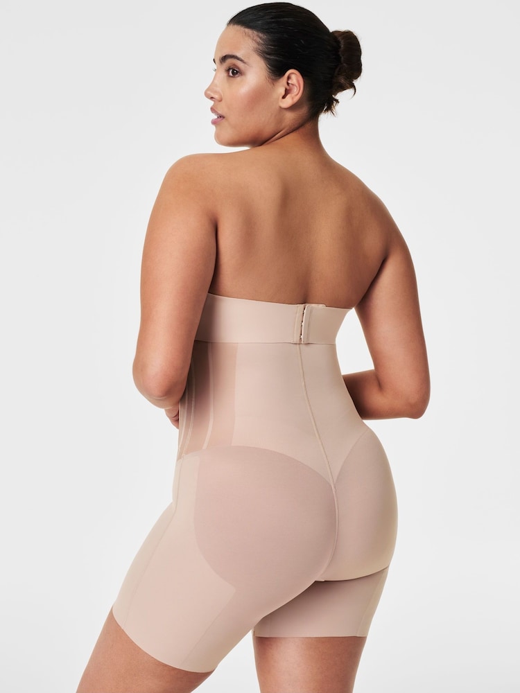 SPANXsupersculpt™ Total Contour High-Waisted Mid-Thigh Shorts - Image 2 of 5