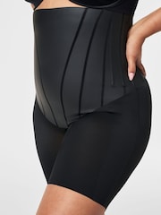 Preto - Shorts SPANXsupersculpt ™ Total Contour de cintura alta até o meio da coxa - Imagem 3 de 5