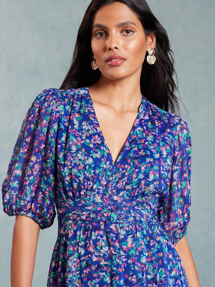 Love & Roses – bedrucktes Midikleid mit Puffärmeln in Metallic-Optik - Bild 2 von 4