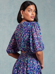 Love & Roses – bedrucktes Midikleid mit Puffärmeln in Metallic-Optik - Bild 4 von 4