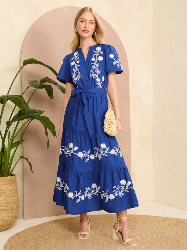 Love & Roses Besticktes, durchgeknöpftes Midikleid mit V-Ausschnitt - Bild 1 von 4