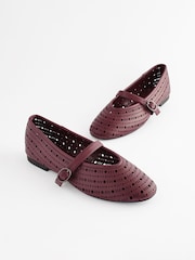 Burgundsko rdeča - Čevlji Mary Jane iz laserskega kroja Forever Comfort® - Slika 1 iz 5
