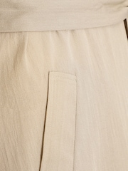 Quiz Natural Trench Coat With Tie Waist - Image 4 of 4