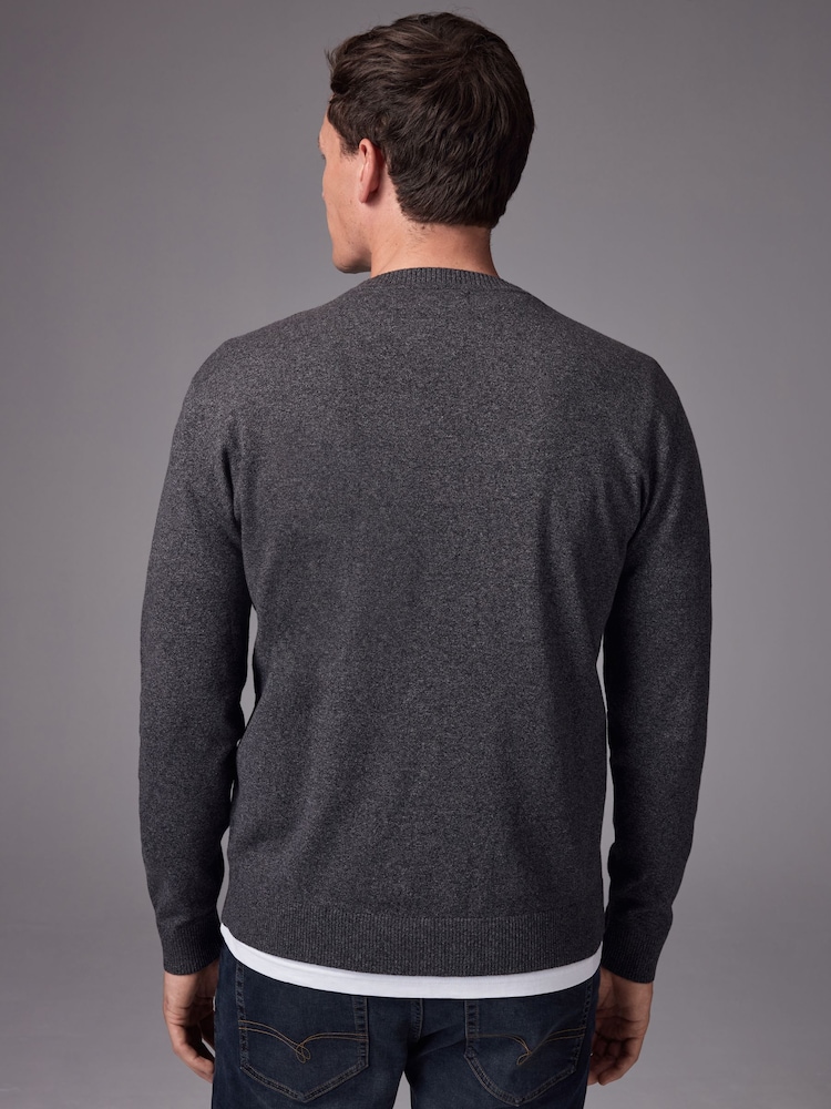 Gris de charbon de bois - Coupe classique Cotton Rich Col rond Pull - Image 3 of 7