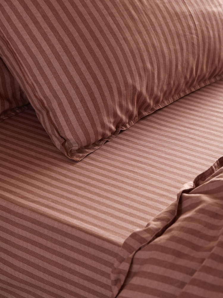 Yard ChocolateRosewod Yard Marlow Stripe Duvet Cover Set - Image 2 of 2 Yard ChocolateRosewod Yard Marlow Stripe Duvet Cover Set - Image 2 of 2