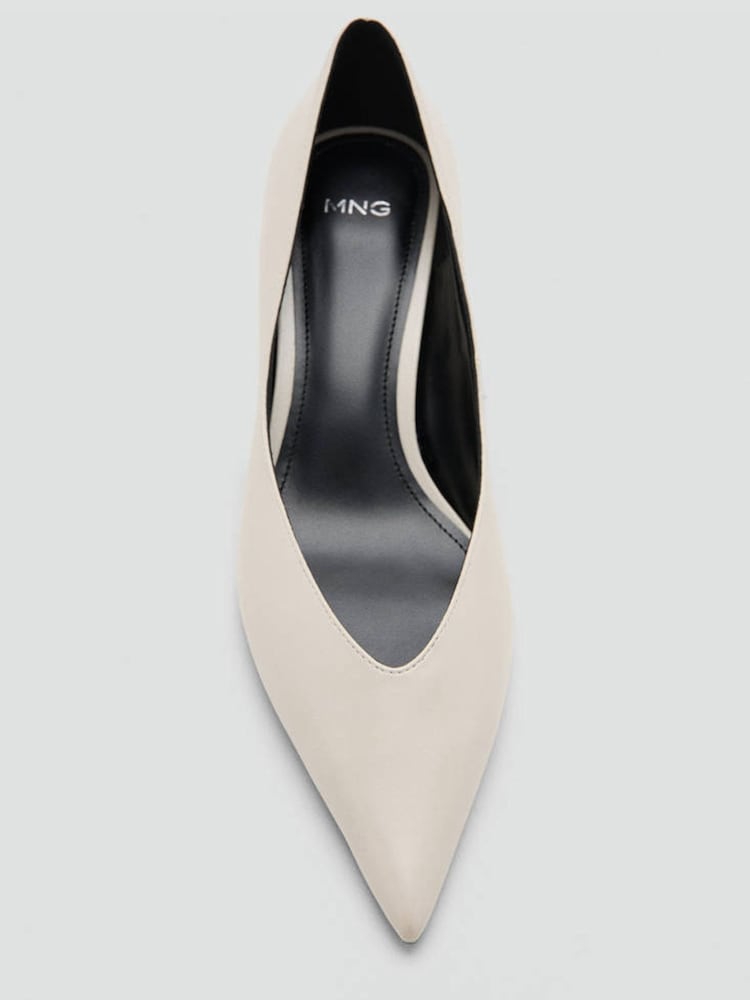 Mango Cream Pointed Kitten Heels - Image 5 of 5