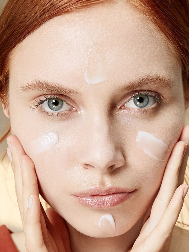 Origins Vitazing Spf 15 Energy-Boosting Moisturiser With Mangosteen 50ml - Image 4 of 4