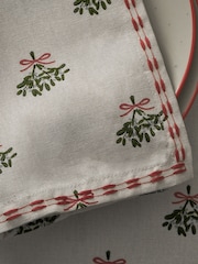 Sophie Allport Set of 4 OffWhite Mistletoe Embroidered Napkins - Image 2 of 3