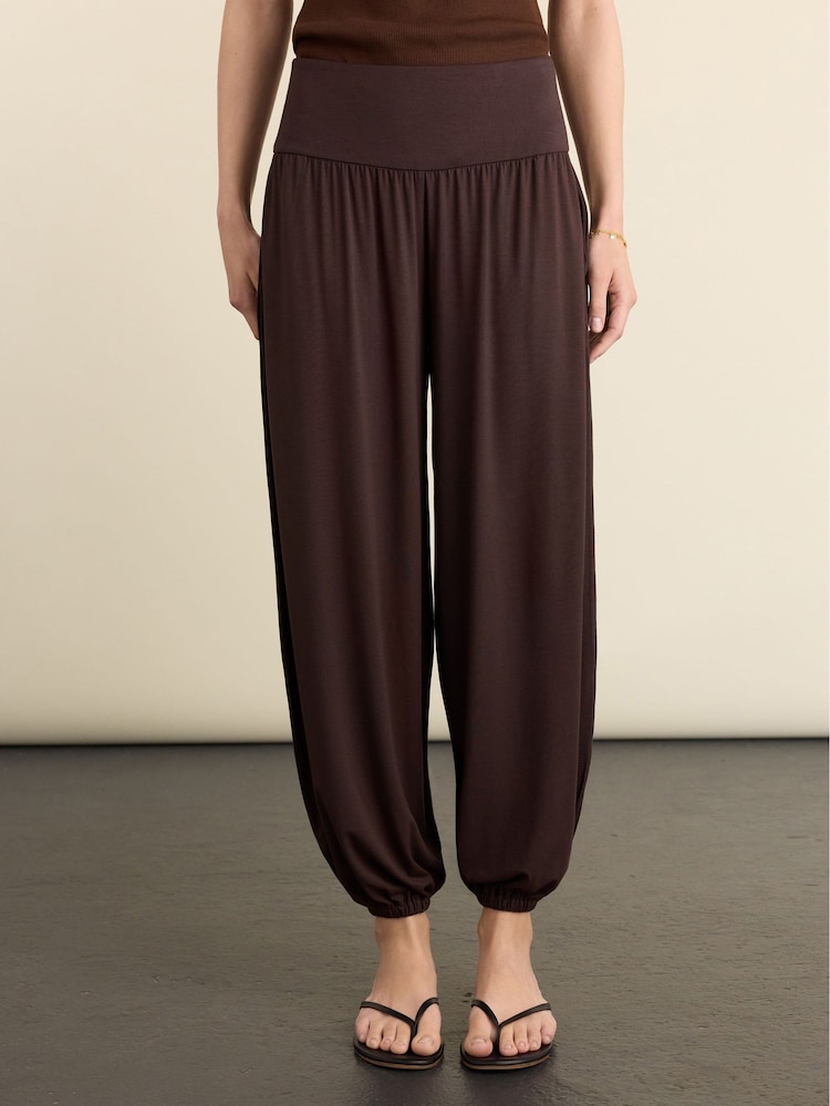 Baukjen Brown Otis Jersey Balloon Trousers - Image 2 of 5 Baukjen Brown Otis Jersey Balloon Trousers - Image 2 of 5