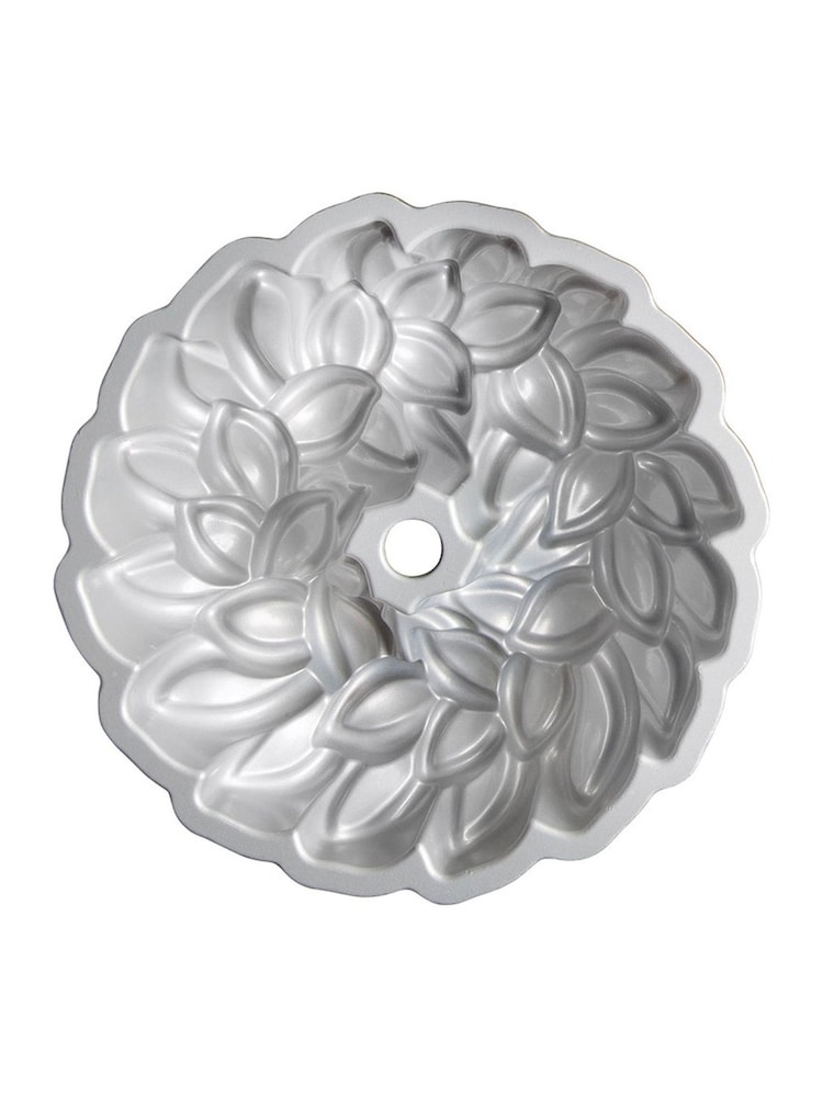 NORDICWARE Gold 80th Anniversary Laurel Wreath Bundt® Pan - Image 5 of 5