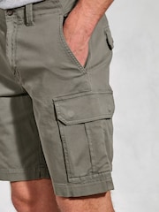 Brook Taverner Green Cotton Stretch Cargo Shorts - Image 2 of 3