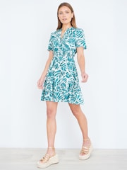 Yumi Green Leaf Print Viscose Dress - Image 5 of 5