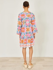 Yumi Pink Ikat Print Viscose Beach Tunic Dress - Image 4 of 5