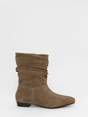 Cielisty - Simply Be Ruched Suede Ankle Boots - Obraz 2 z 4