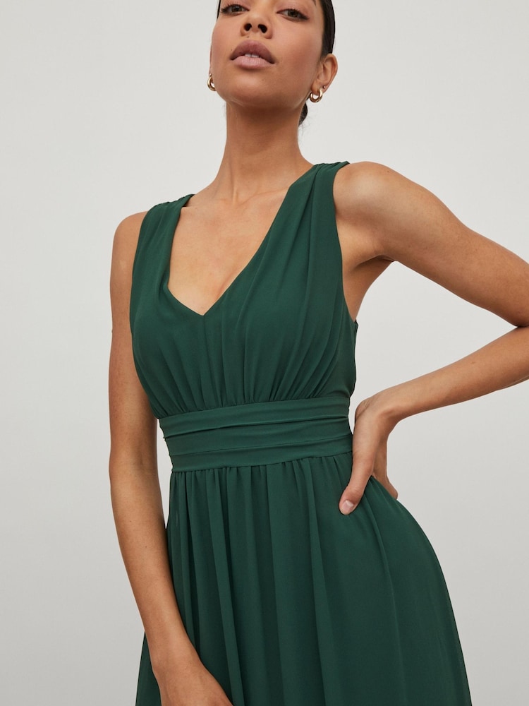 Vila Green Sleeveless V Neck Tulle Maxi Dress - Image 2 of 5 Vila Green Sleeveless V Neck Tulle Maxi Dress - Image 2 of 5