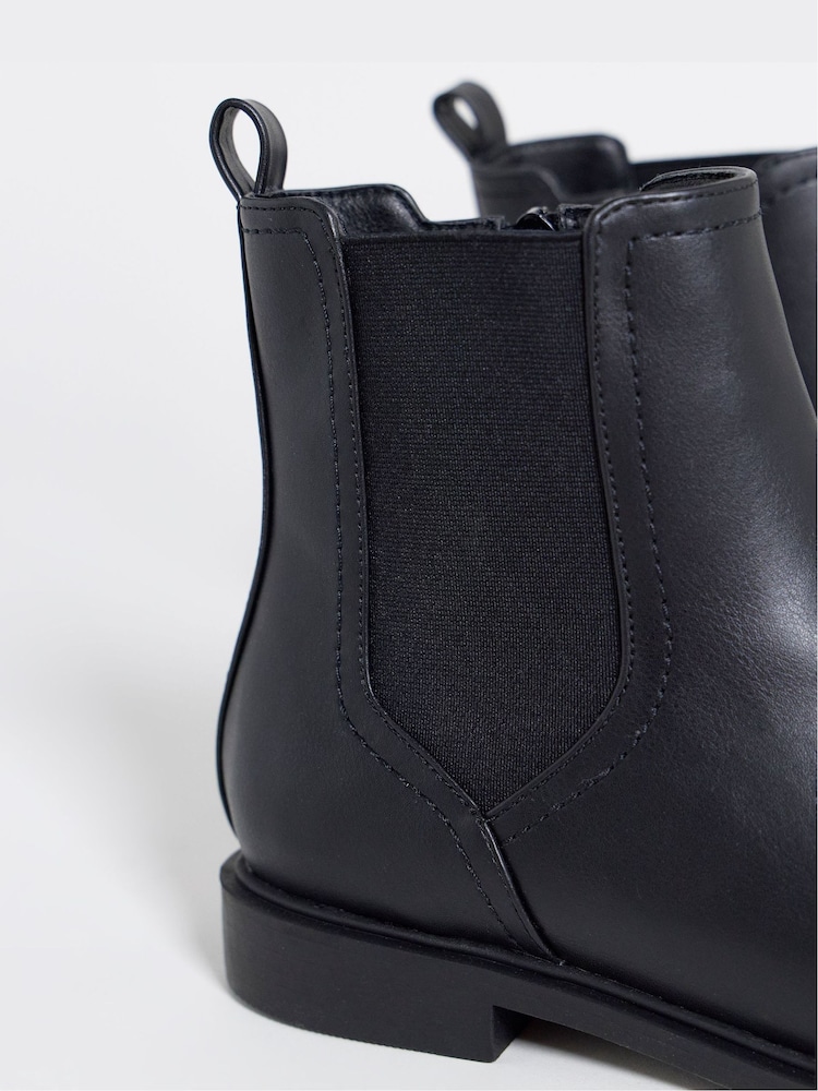 Simply Be Black Wide Fit Classic Chelsea Ankle Boots - Image 4 of 4 Simply Be Black Wide Fit Classic Chelsea Ankle Boots - Image 4 of 4