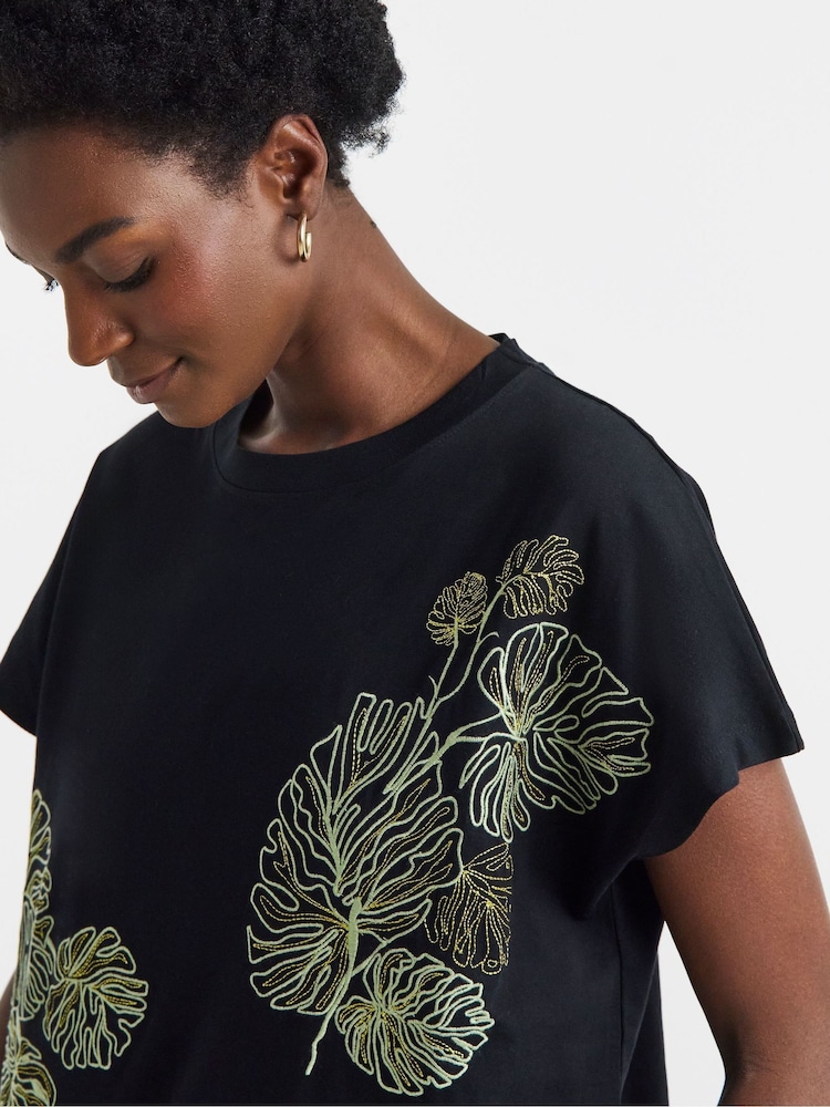 JD Williams Black Palm Leaf T-Shirt - Image 4 of 4 JD Williams Black Palm Leaf T-Shirt - Image 4 of 4