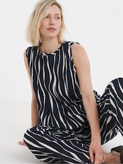 JD Williams Blue/White Pritned Linen Mix Pleated Peplum Shell Top - Image 4 of 4