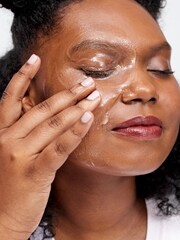 Clinique Take The Day Off Cleansing Balm 30ml - Image 2 of 5