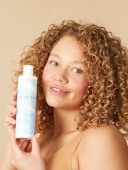 BOUCLÈME Hydrating Hair Cleanser 300ml - Image 3 of 4