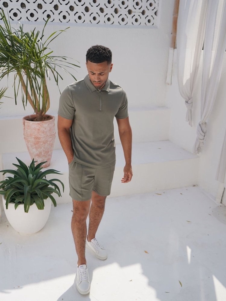 CAPO Green Textured Shorts - Image 2 of 4