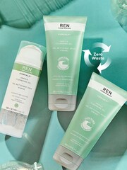 REN Evercalm™ Gentle Cleansing Gel 150ml - Image 6 of 8