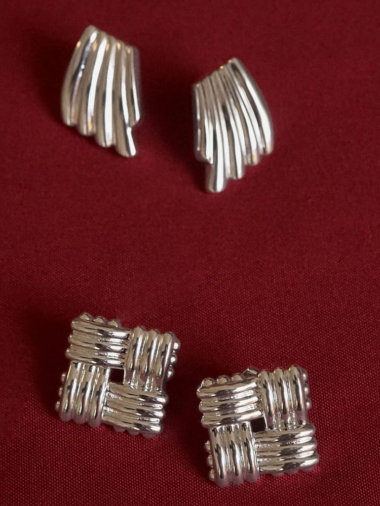 Daisy London Mini Lattice Stud 18ct Silver Earrings - Image 2 of 5 Daisy London Mini Lattice Stud 18ct Silver Earrings - Image 2 of 5