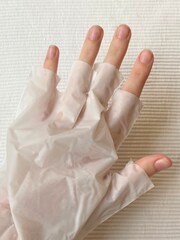 BeautyPro Hand Therapy Gloves - Image 3 of 5
