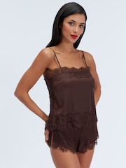 Boux Avenue Seraphina Ensemble de pyjamas court en satin et dentelle - Image 2 de 6