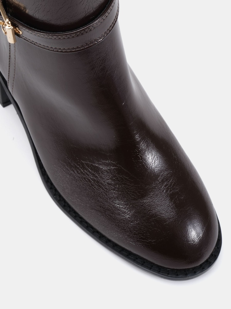 Коричневий - Novo Jazzy Round Toe Block Heel Buckle Detail Ankle Boots - Image 6 of 6