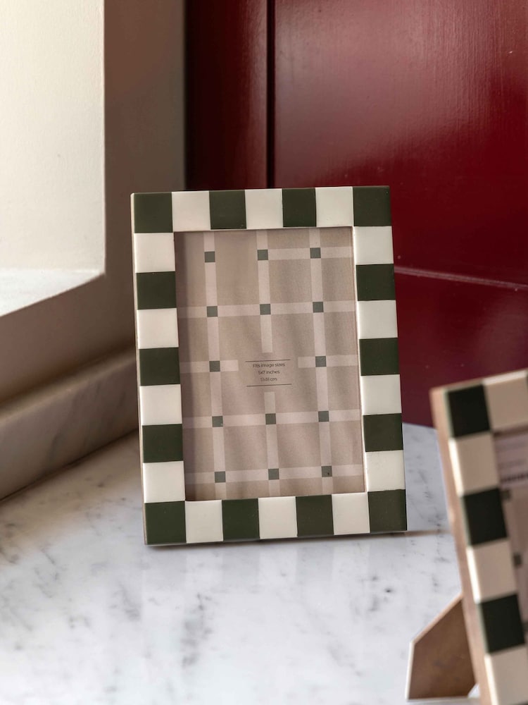 Gallery Home Green Checkered Photo Frame - Image 1 of 6 Gallery Home Green Checkered Photo Frame - Image 1 of 6
