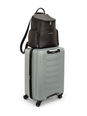 Nuna Caviar Essential Changing Bag - Image 4 of 6