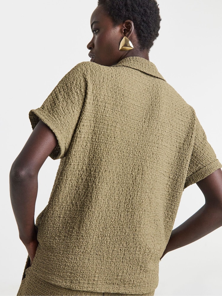 JD Williams Green Textured Revere Collar Soft Shirt - Image 2 of 4 JD Williams Green Textured Revere Collar Soft Shirt - Image 2 of 4