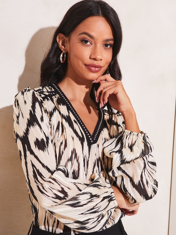 Lipsy Ivory White Studded V Neck Ruffle Long Sleeve Blouse - Image 4 of 4 Lipsy Ivory White Studded V Neck Ruffle Long Sleeve Blouse - Image 4 of 4