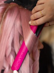 ghd Platinum+ Limited Edition - Hair Straightener in Orchid Pink - Image 5 of 6