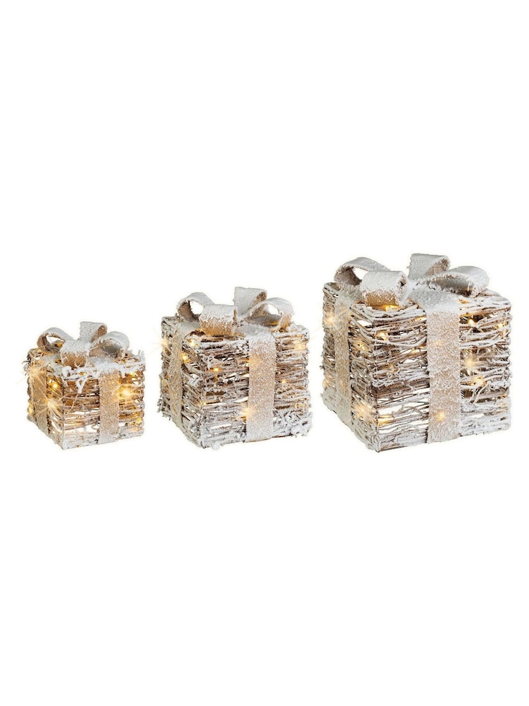 Lumineo Set of 3 Natural Warm White LED Rattan Effect Christmas Present Decorations - Image 4 of 4 Lumineo Set of 3 Natural Warm White LED Rattan Effect Christmas Present Decorations - Image 4 of 4